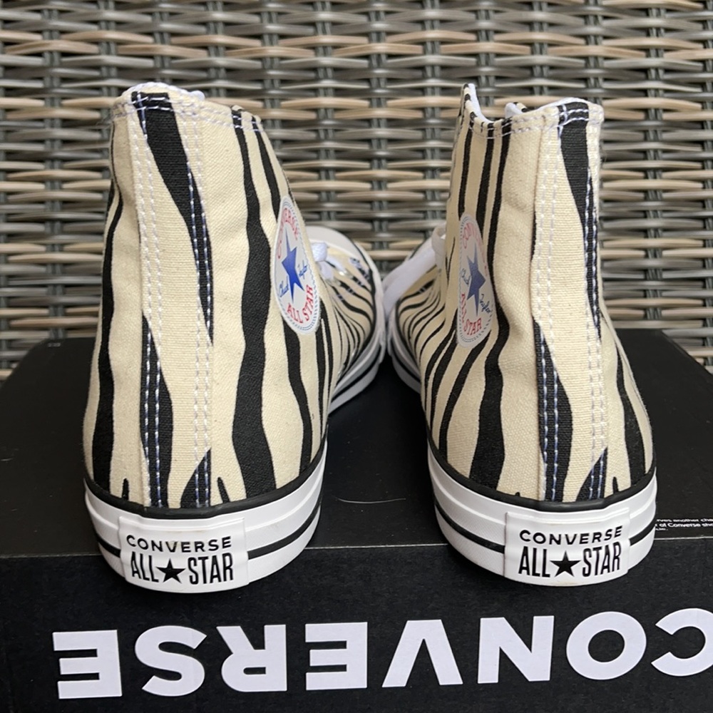Converse Ctas Hi Black/Greige/White MEN`S Zebra Stripes - Picture 14 of 16